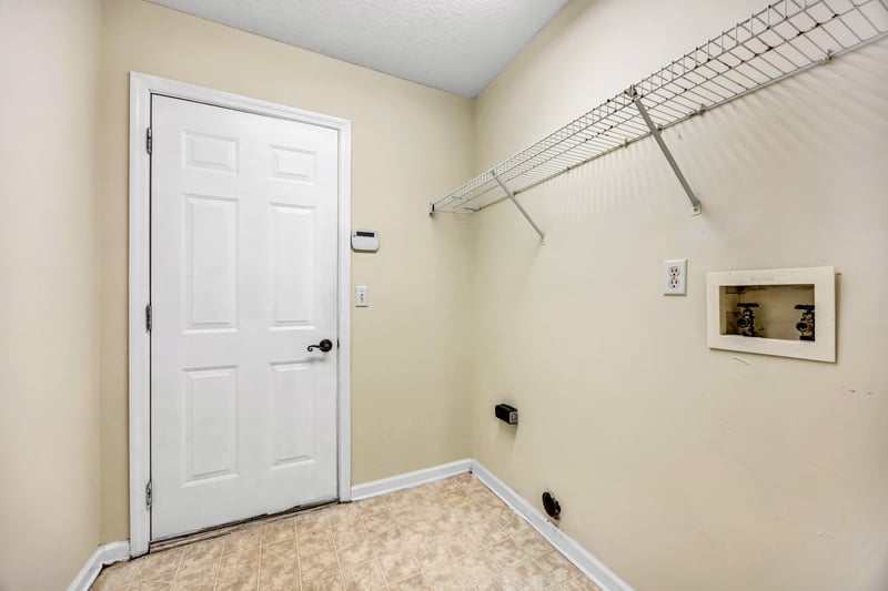 Photo 34 of 4565 Mainmast Ln, Jacksonville, FL 32277, photographed by Megapixeler