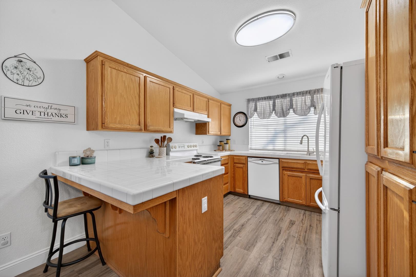 8652 N Sierra Vista Ave, photo 19