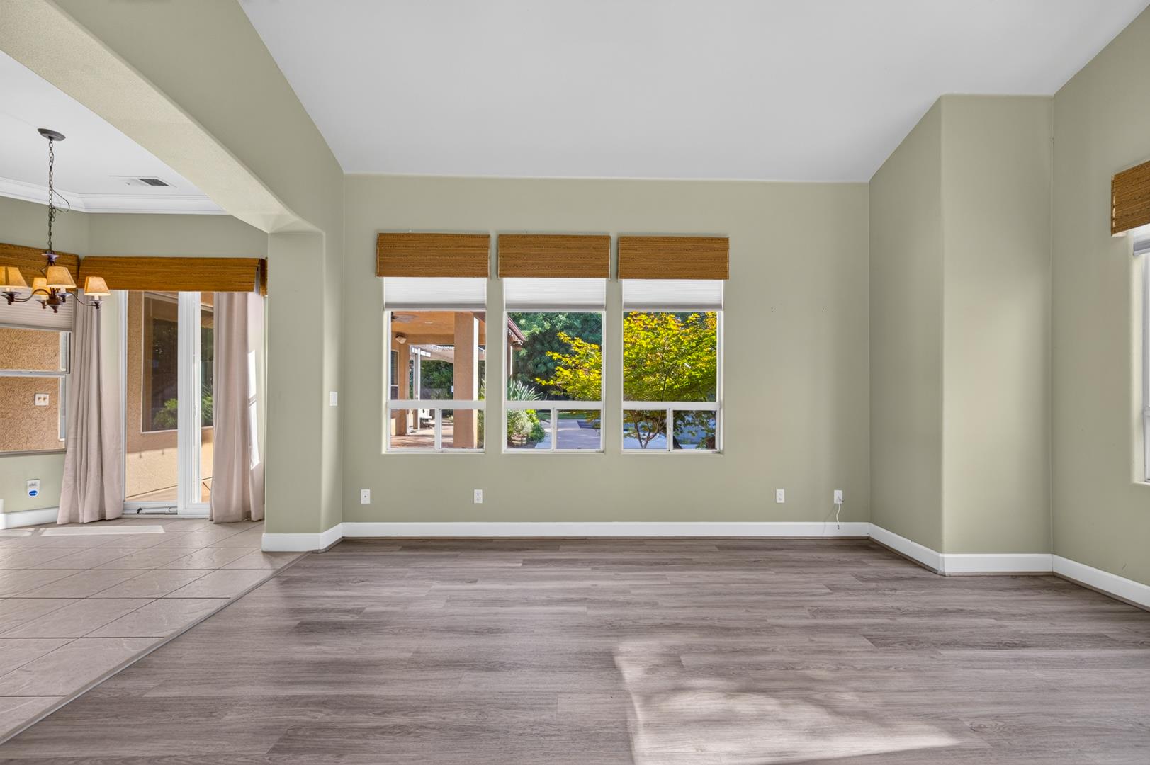 11 W Jordan Ave, photo 41