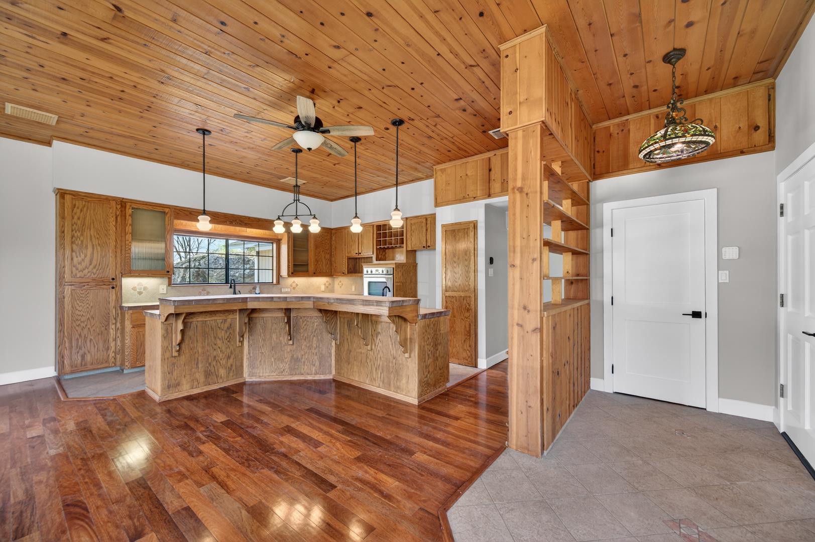30919 Auberry Rd, photo 59