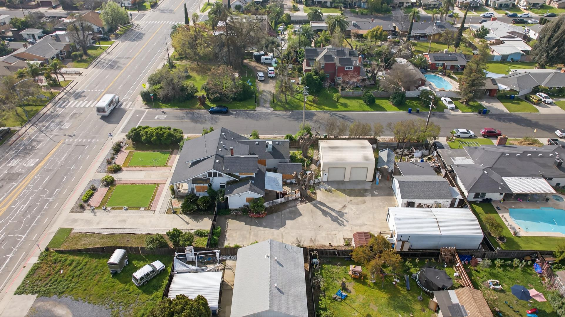435 N Alta Ave, photo 8