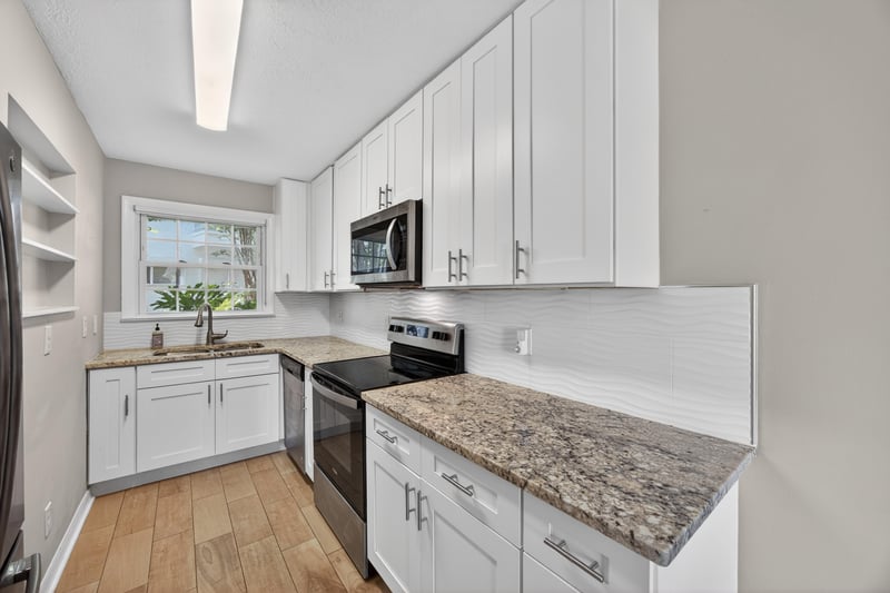 Photo 17 of 83 Comares Ave, St. Augustine, FL 32080, photographed by Megapixeler
