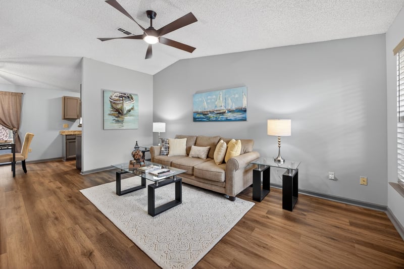 Photo 5 of 6246 Alfredo Dr W, Jacksonville, FL 32244, photographed by Megapixeler