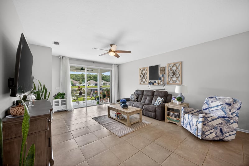 Photo 19 of 9974 Kevin Rd, Jacksonville, FL 32257, photographed by Megapixeler