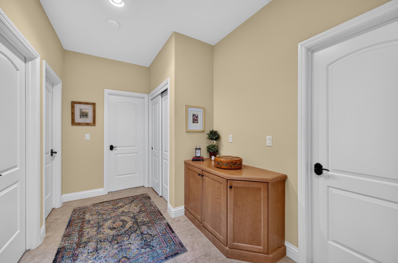 6457 N Warren Ave, photo 38
