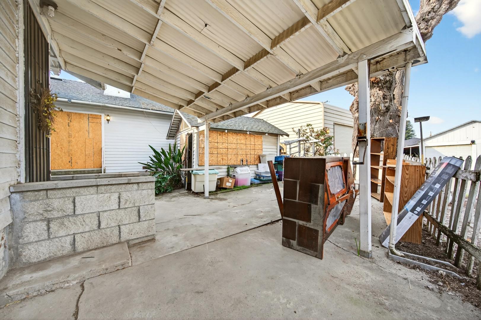 435 N Alta Ave, photo 70