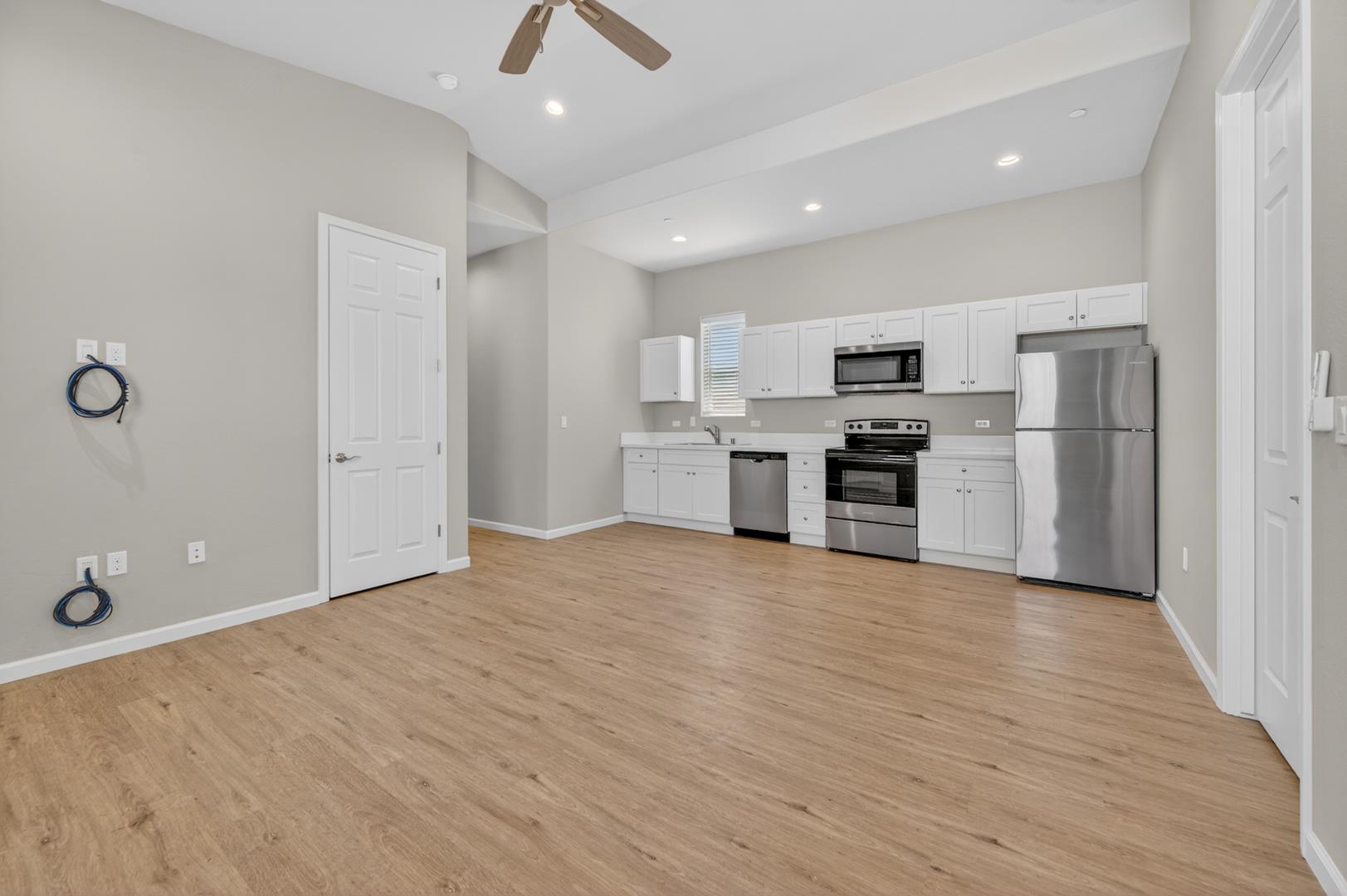 2379, 2381, 2383 N Arthur Ave, photo 34