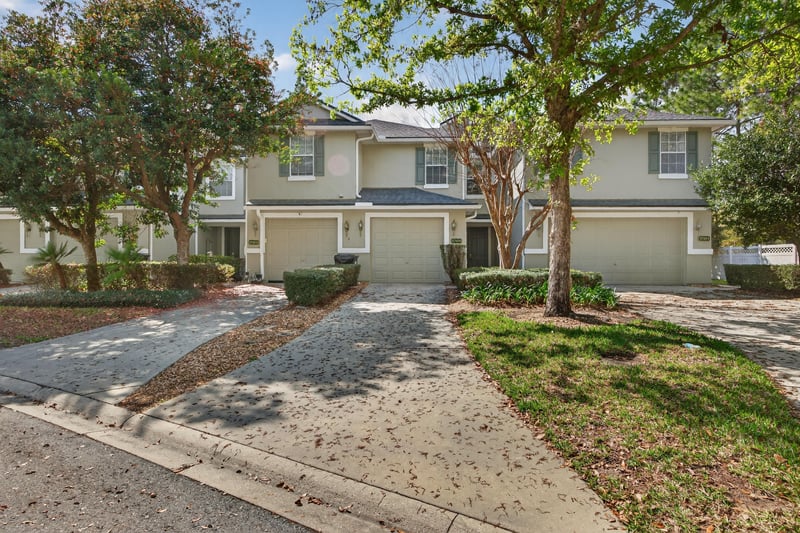 Photo 1 of 3730 Creswick Cir unit h, Orange Park, FL 32065, photographed by Megapixeler