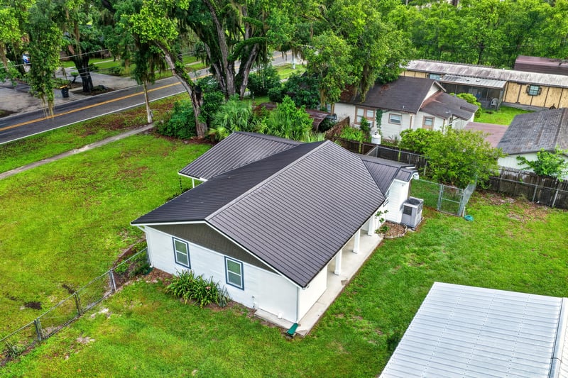 Aerial view of the home and street frontage at 1619 Hammond Blvd, Jacksonville, FL