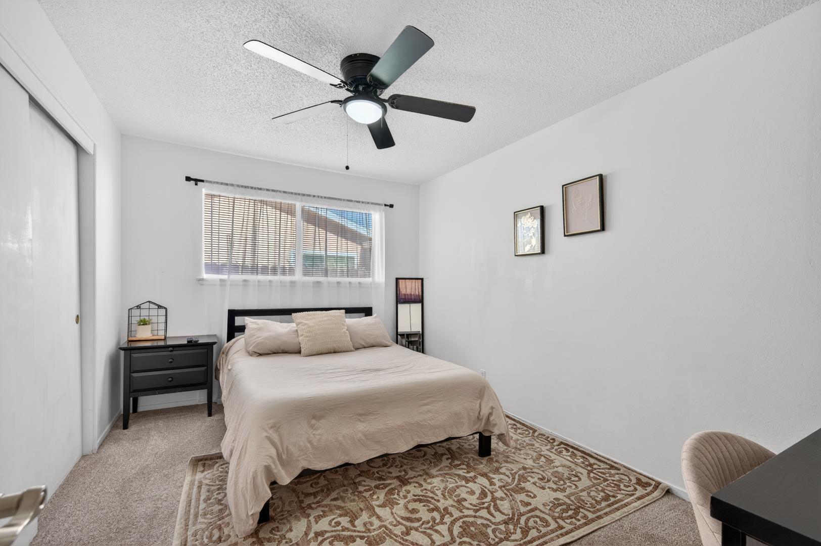 692 W Gettysburg Ave, photo 28