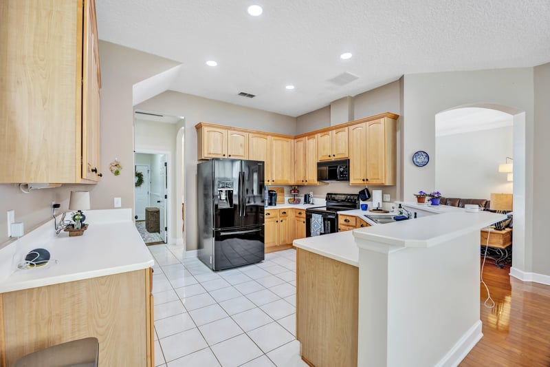 Photo 21 of 636 Wyndham Ct, Orange Park, FL 32073, photographed by Megapixeler