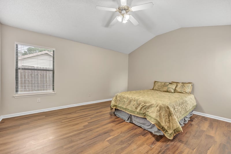 Photo 20 of 3805 Tallcott Dr, Jacksonville, FL 32246, photographed by Megapixeler