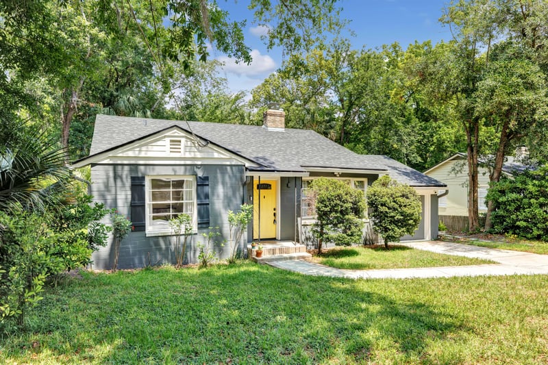 Photo 3 of 1755 Pine Grove Ave, Jacksonville, FL 32205, photographed by Megapixeler