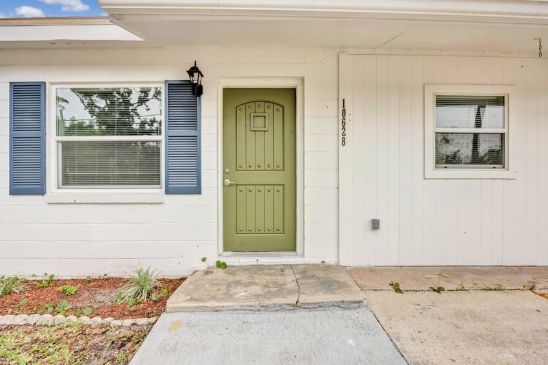 Photo 4 of 10268 Craig Dr, Jacksonville, FL 32225, photographed by Megapixeler