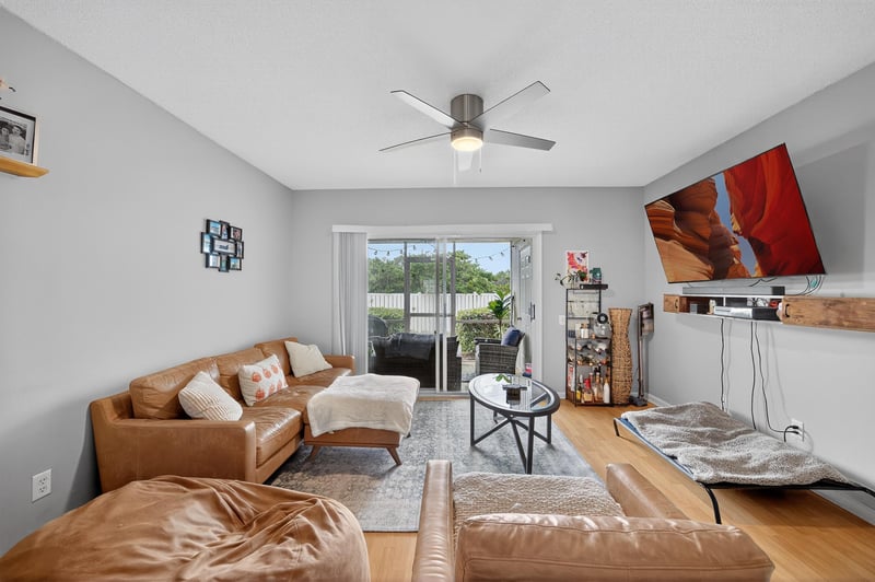 Photo 6 of 12311 Kensington Lakes Dr unit 1303, Jacksonville, FL 32246, photographed by Megapixeler