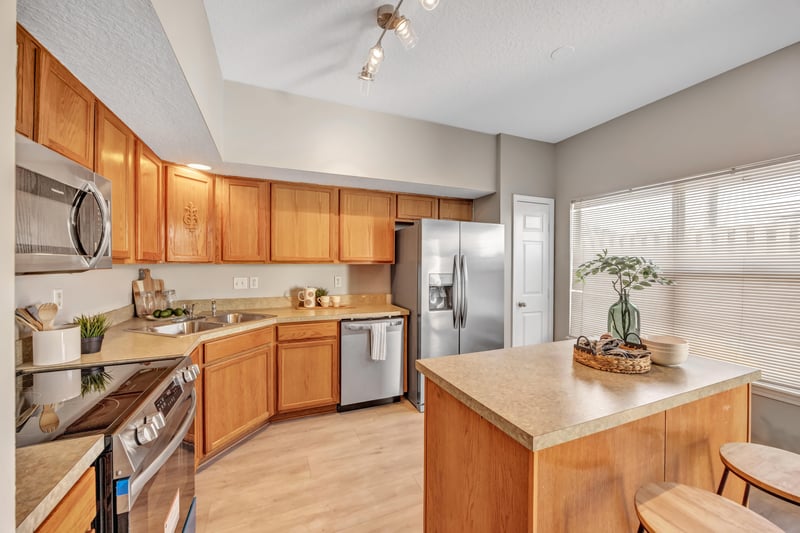 Photo 9 of 5260 Collins Rd unit 907, Jacksonville, FL 32244, photographed by Megapixeler