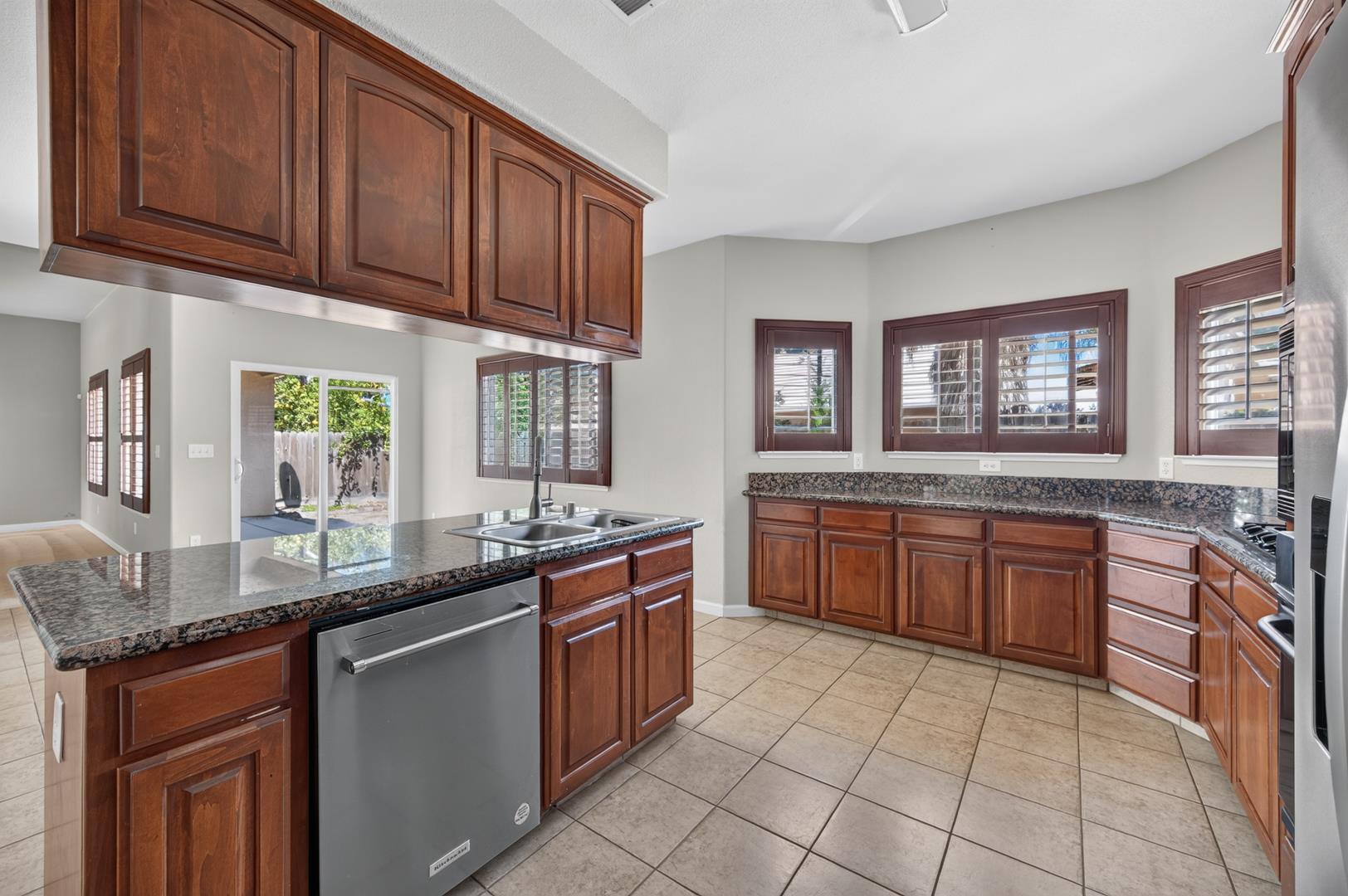 1114 E Oakmont Ave, photo 30