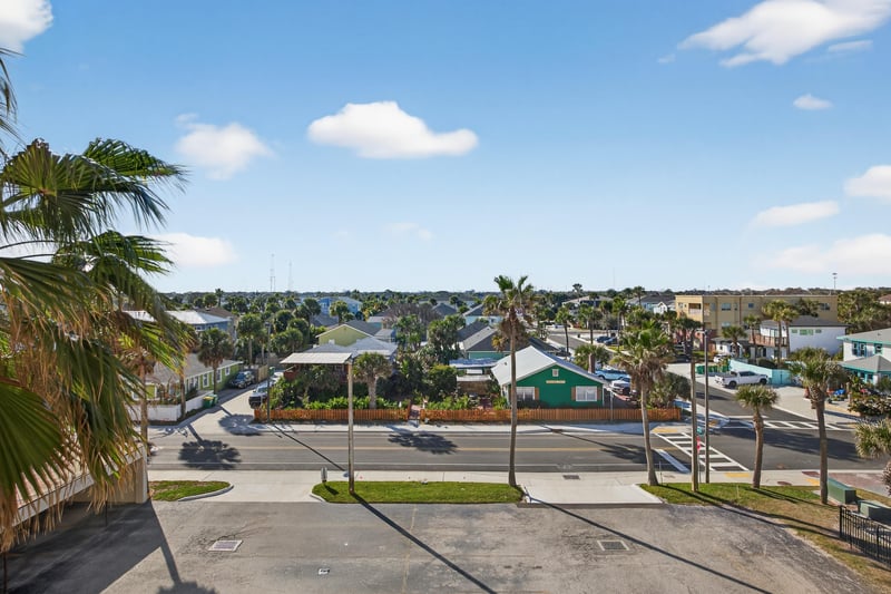 Photo 25 of 601 1st St, Jacksonville Beach, FL 32250, photographed by Megapixeler