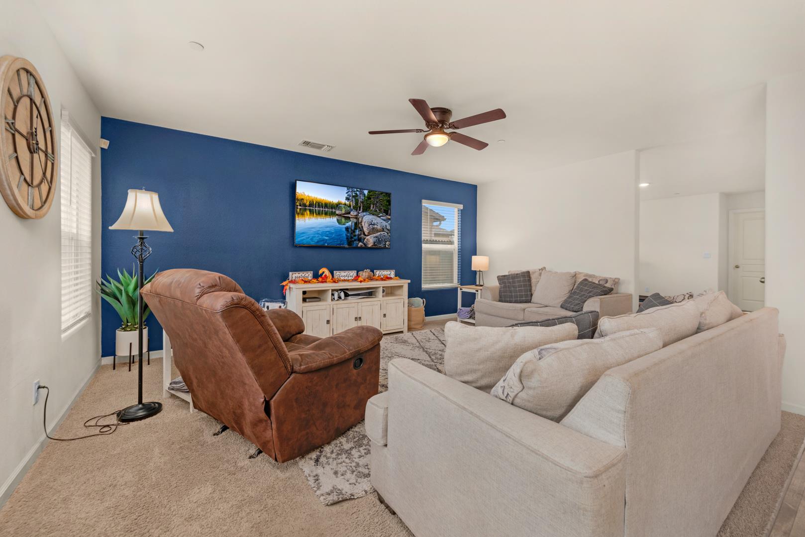 5566 W Farrin Ave, photo 11