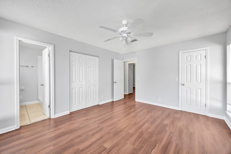Photo 22 of 6124 Blank Dr W, Jacksonville, FL 32244, photographed by Megapixeler
