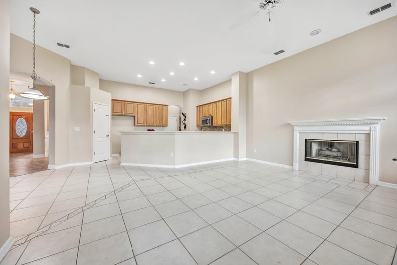 Photo 12 of 13850 Windsor Crown Ct E, Jacksonville, FL 32225, photographed by Megapixeler