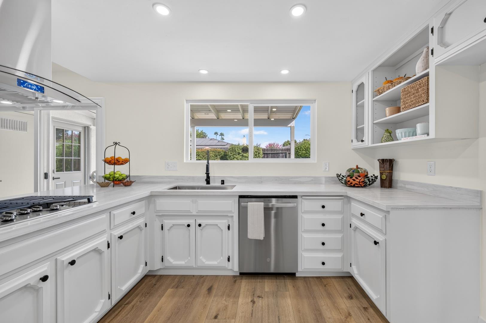 3208 E Palo Alto Ave, photo 38