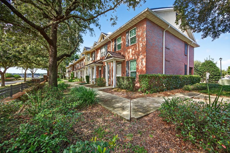 Photo 32 of 1472 Pitney Cir, Jacksonville, FL 32225, photographed by Megapixeler