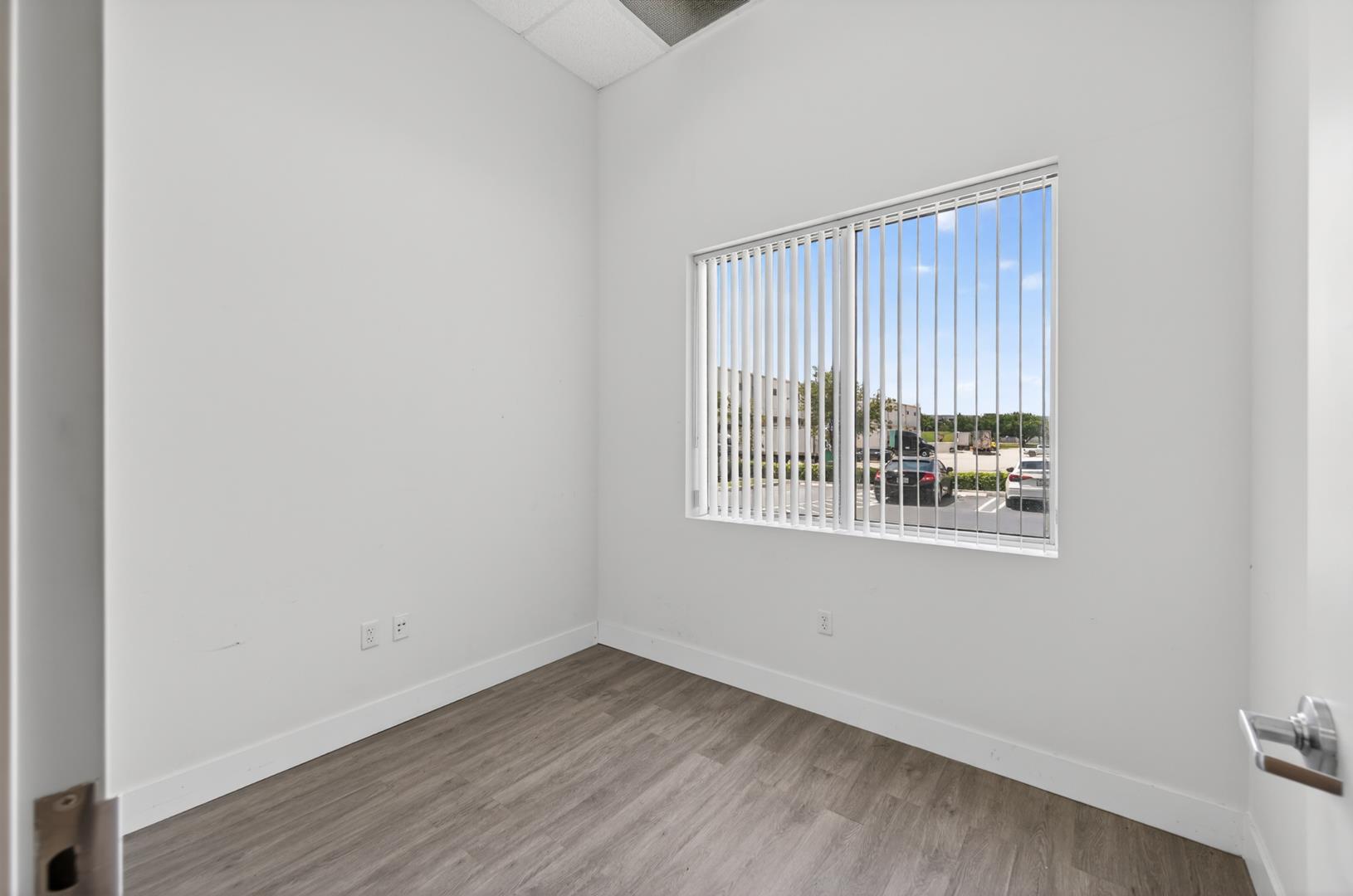 11411 NW 107th St, photo 9
