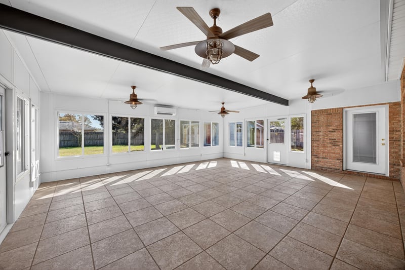 Photo 40 of 985 Sweetwood Ct, Orange Park, FL 32065, photographed by Megapixeler