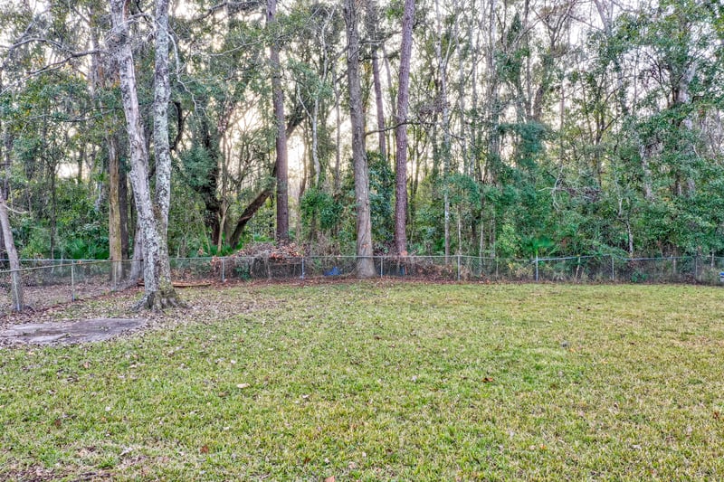 Photo 31 of 858 Le Brun Dr, Jacksonville, FL 32205, photographed by Megapixeler