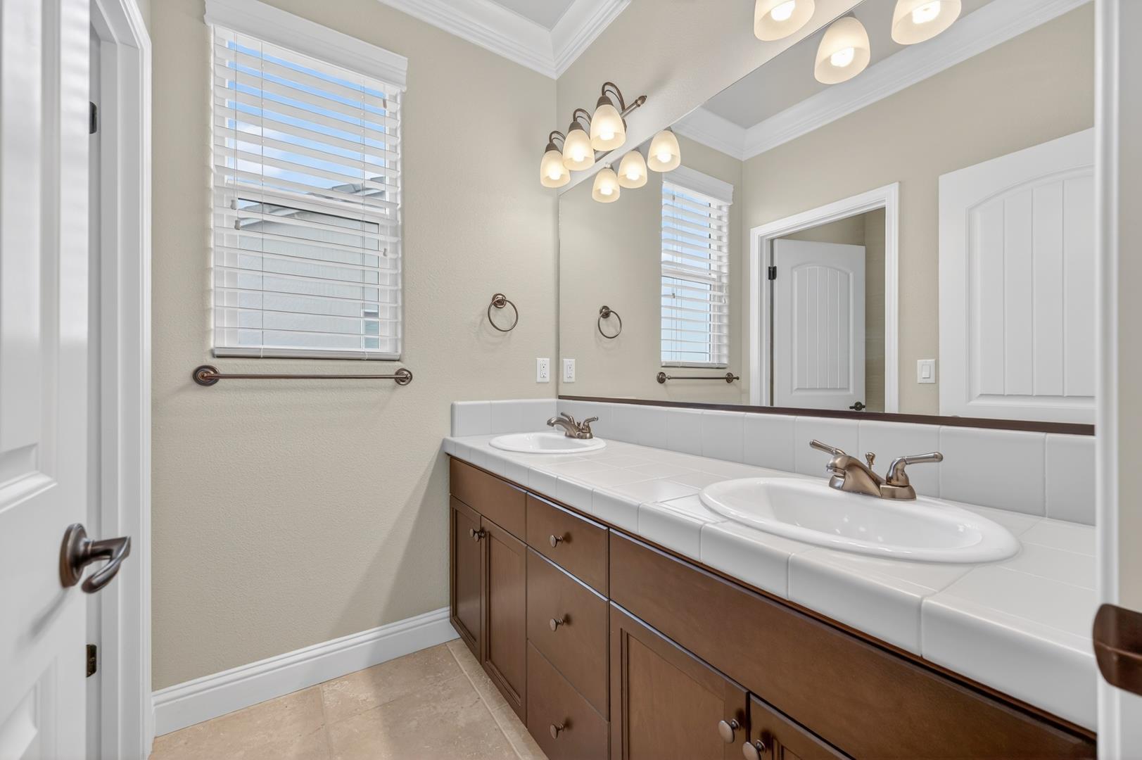 4379 Heritage Ave, photo 51