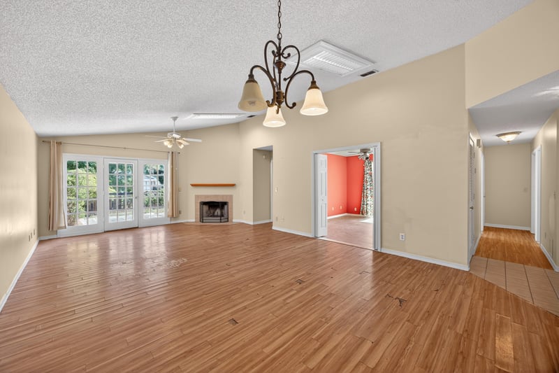 Photo 7 of 4341 Lake Woodbourne Dr S, Jacksonville, FL 32217, photographed by Megapixeler