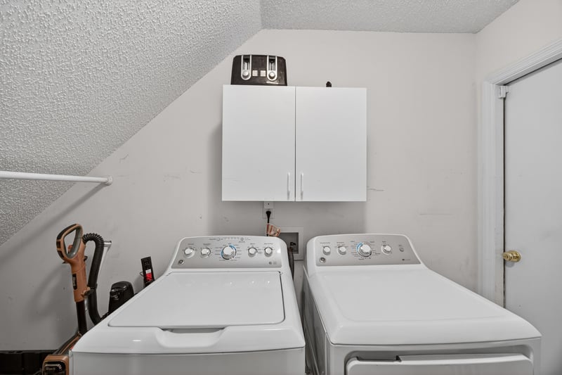 Photo 37 of 494 Brockham Dr, Jacksonville, FL 32221, photographed by Megapixeler