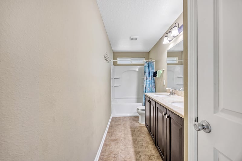 Photo 42 of 12237 Woodview Dr, Jacksonville, FL 32246, photographed by Megapixeler