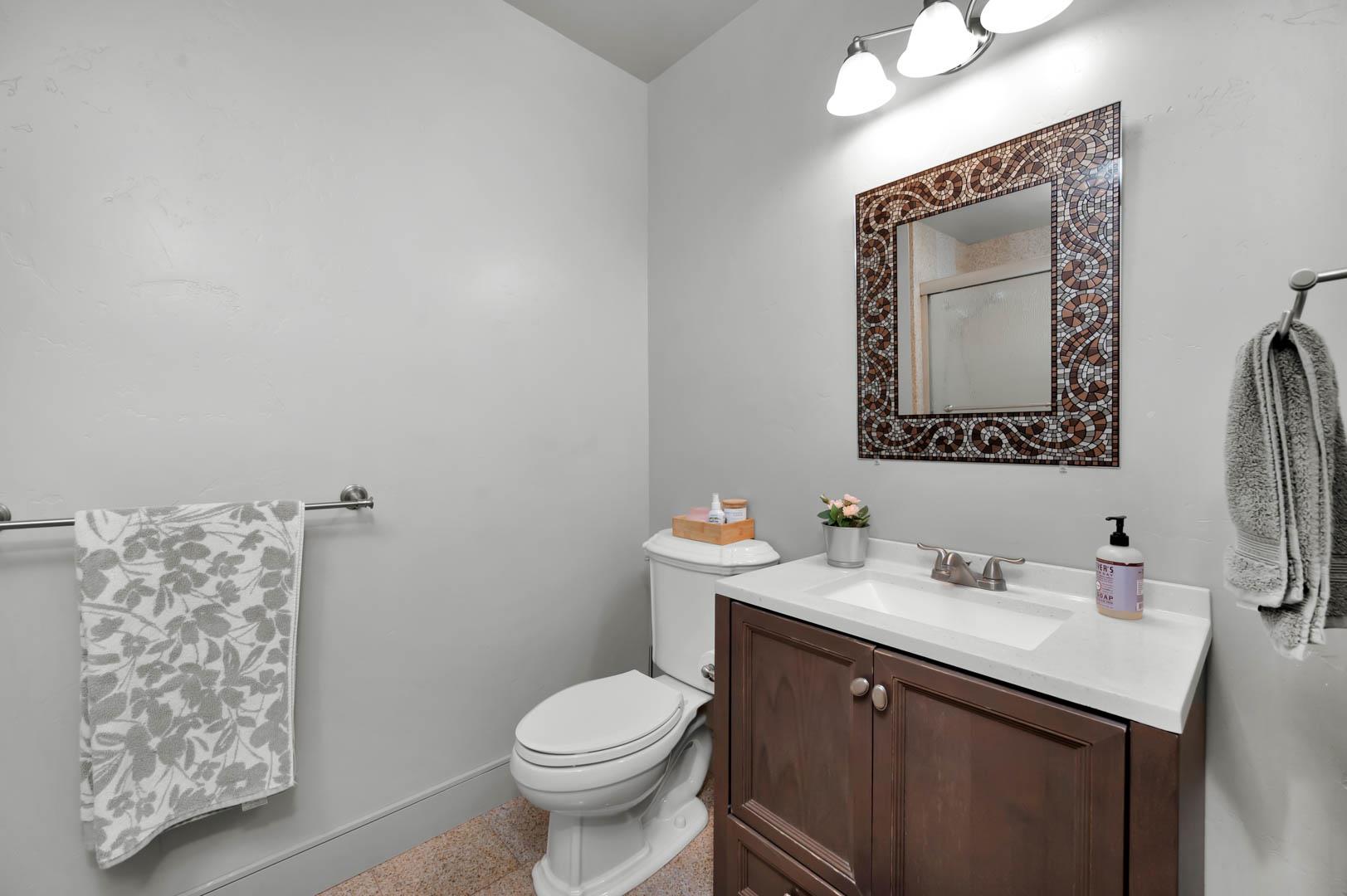 4481 N Palm Ave, photo 27