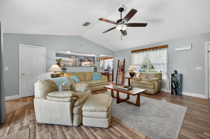 Photo 7 of 1384 Otis Rd, Jacksonville, FL 32220, photographed by Megapixeler