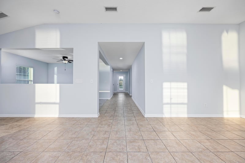 Corridor at 76690 Timbercreek Blvd, Yulee, FL 32097