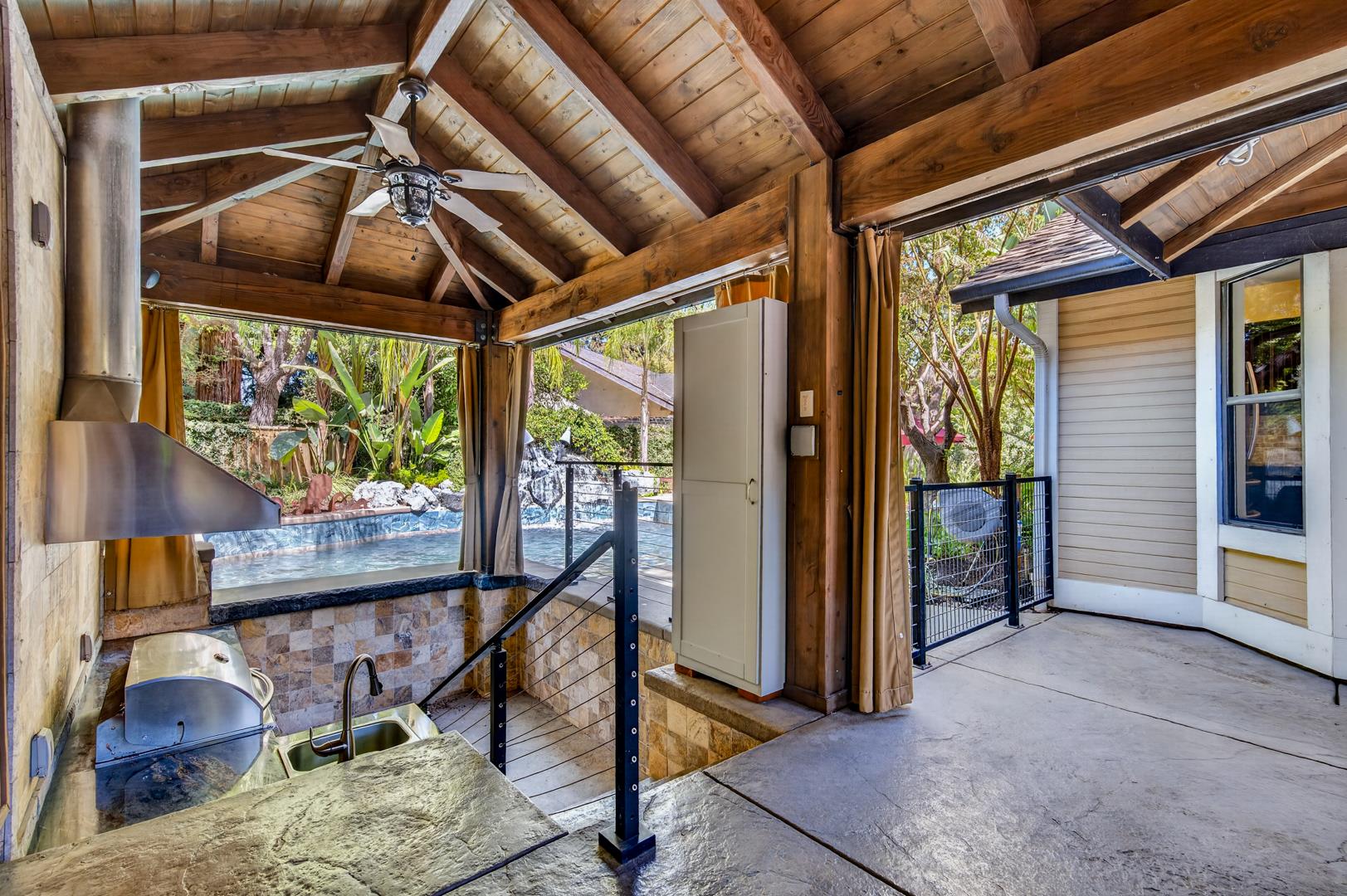 6495 N Vagedes Ave, photo 54