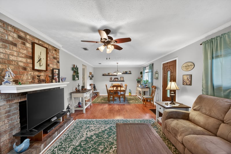 Photo 11 of 580 Arthur Moore Dr, Green Cove Springs, FL 32043, photographed by Megapixeler