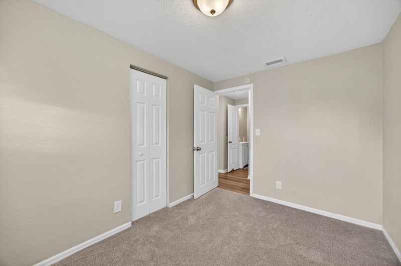 Photo 21 of 409 Parkwood Dr, Orange Park, FL 32073, photographed by Megapixeler