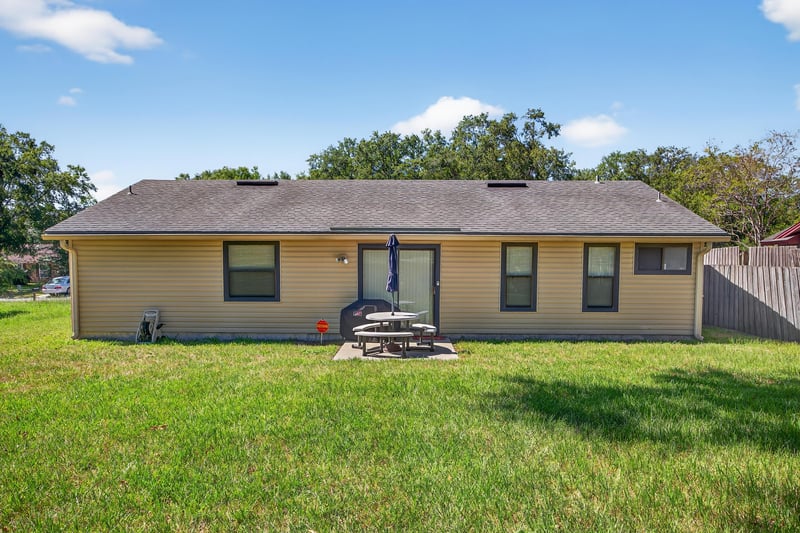 Photo 24 of 7987 Winterwood Ln, Jacksonville, FL 32210, photographed by Megapixeler