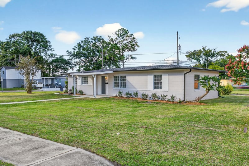 Photo 4 of 5437 Attleboro St, Jacksonville, FL 32205, photographed by Megapixeler