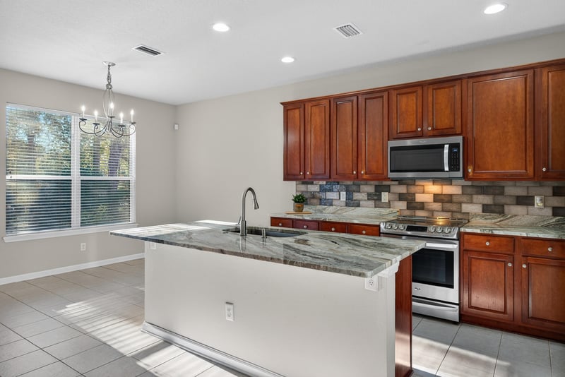 Photo 22 of 3902 Highgate Ct, Jacksonville, FL 32216, photographed by Megapixeler