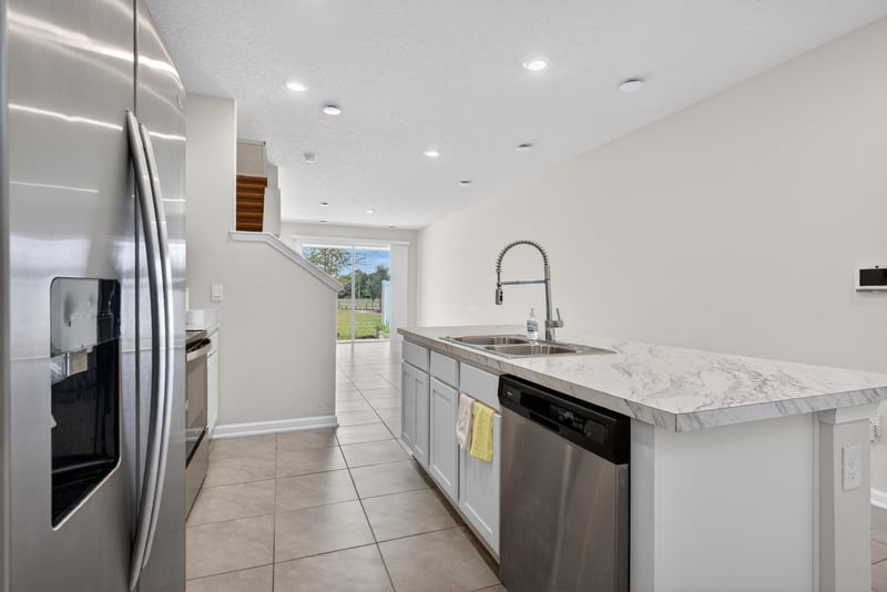 Photo 7 of 8210 Larose Rd, Jacksonville, FL 32211, photographed by Megapixeler