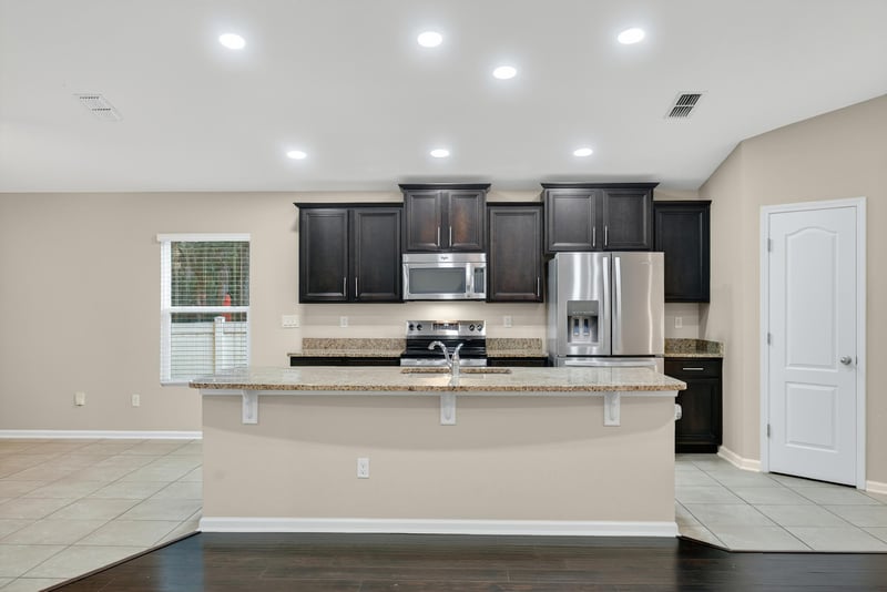 Kitchen at 15885 Bainebridge Dr, Jacksonville, FL 32218