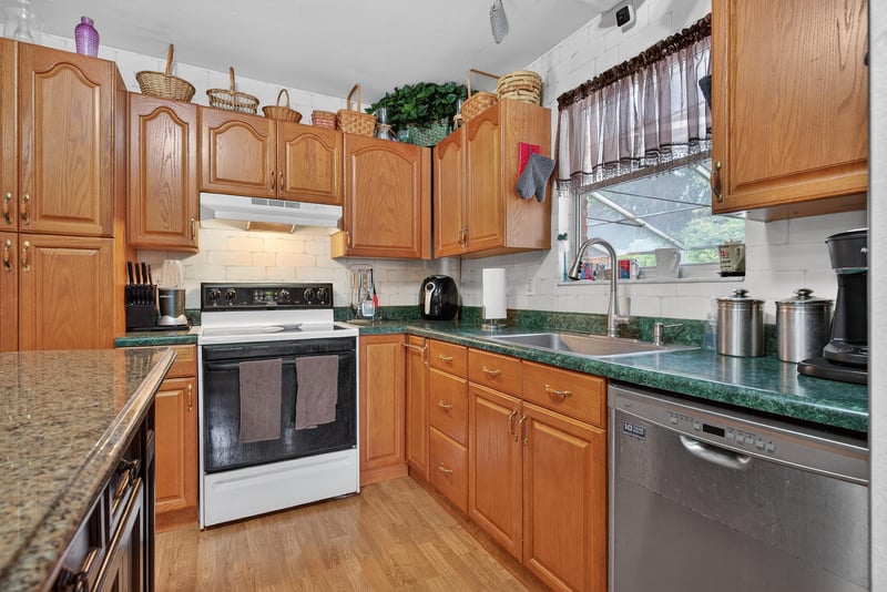 Photo 19 of 3905 Meek Dr, Jacksonville, FL 32277, photographed by Megapixeler