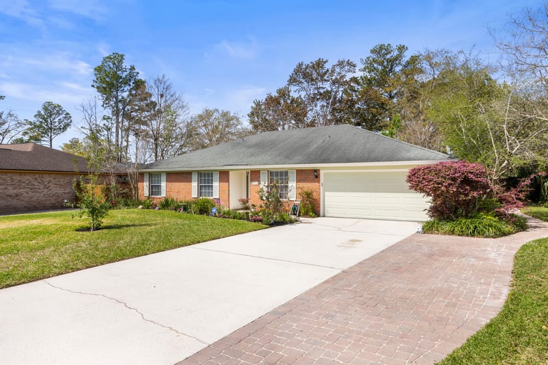 Photo 4 of 10928 Copper Hill Dr, Jacksonville, FL 32218, photographed by Megapixeler